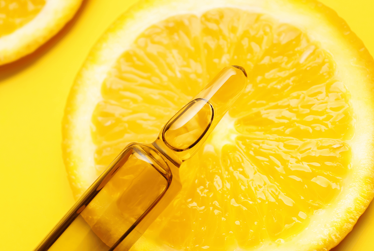 Kecantikan — 7 Serum Vitamin C Cerahkan Wajah